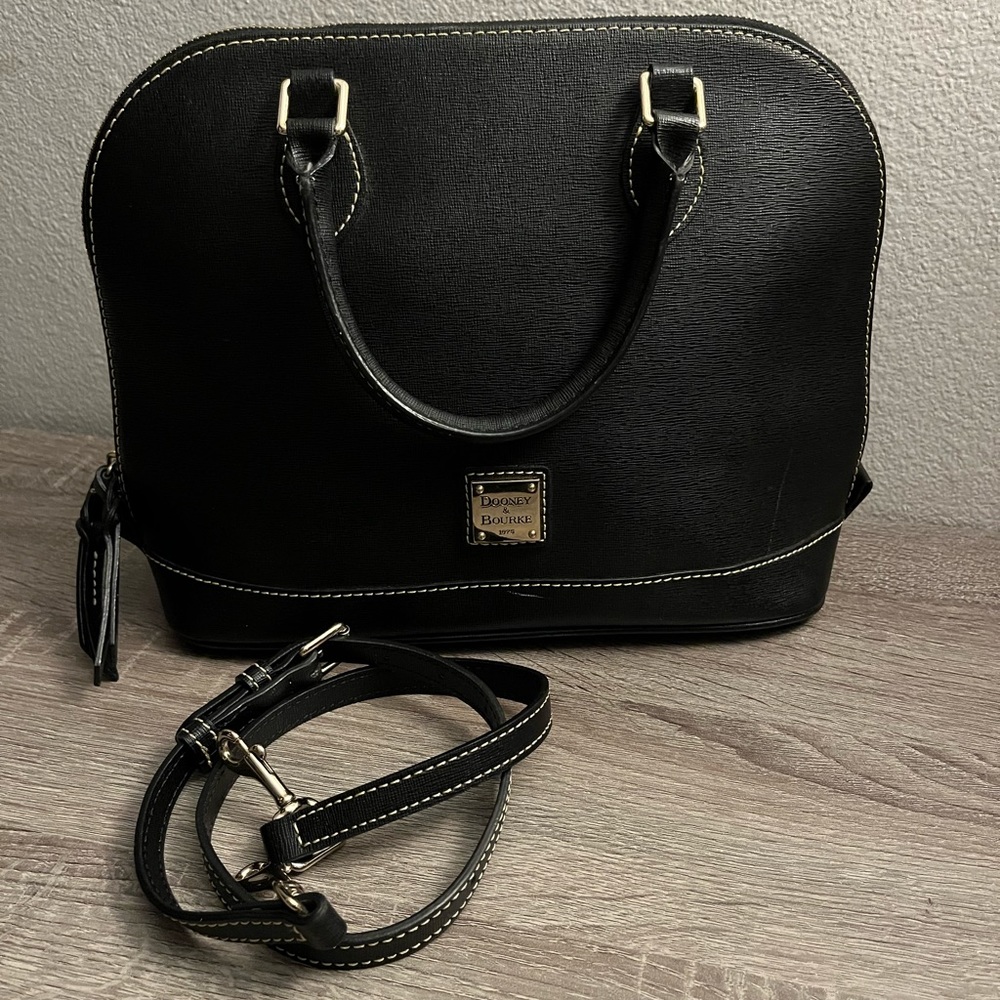 DOONEY & BOURKE Black Satchel Handbag Preowned Purse Crossbody